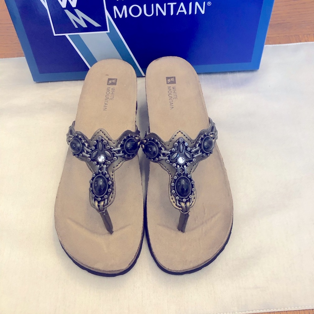 BNIB White Mountain Cardenia Sandal - Bronze Metallic - 7M